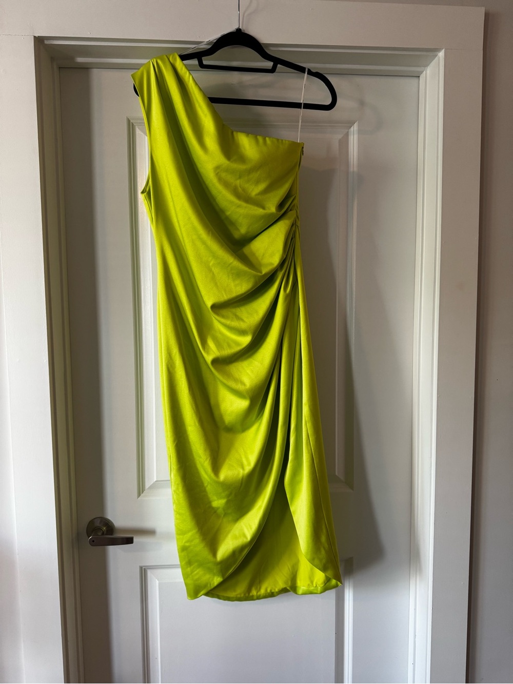 Elliatt Cassini One-Shoulder Draped Dress in Chartreuse